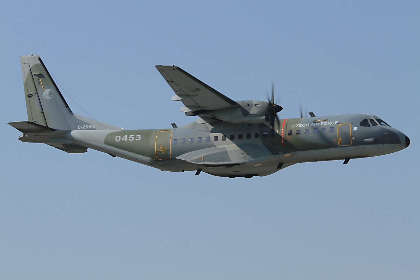 casa-295m-0453-czech-air-force-cef-hradec-kralove-lkhk